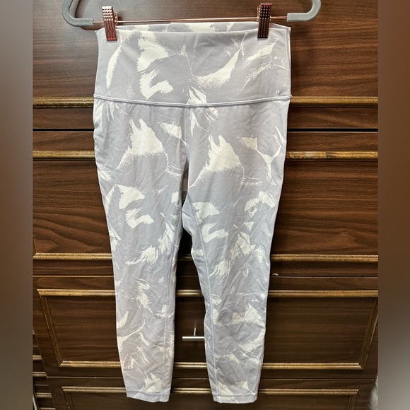 Lululemon Wunder Under High-Rise Tight 25" *Full-On Luxtreme Size 8 - Picture 1 of 7